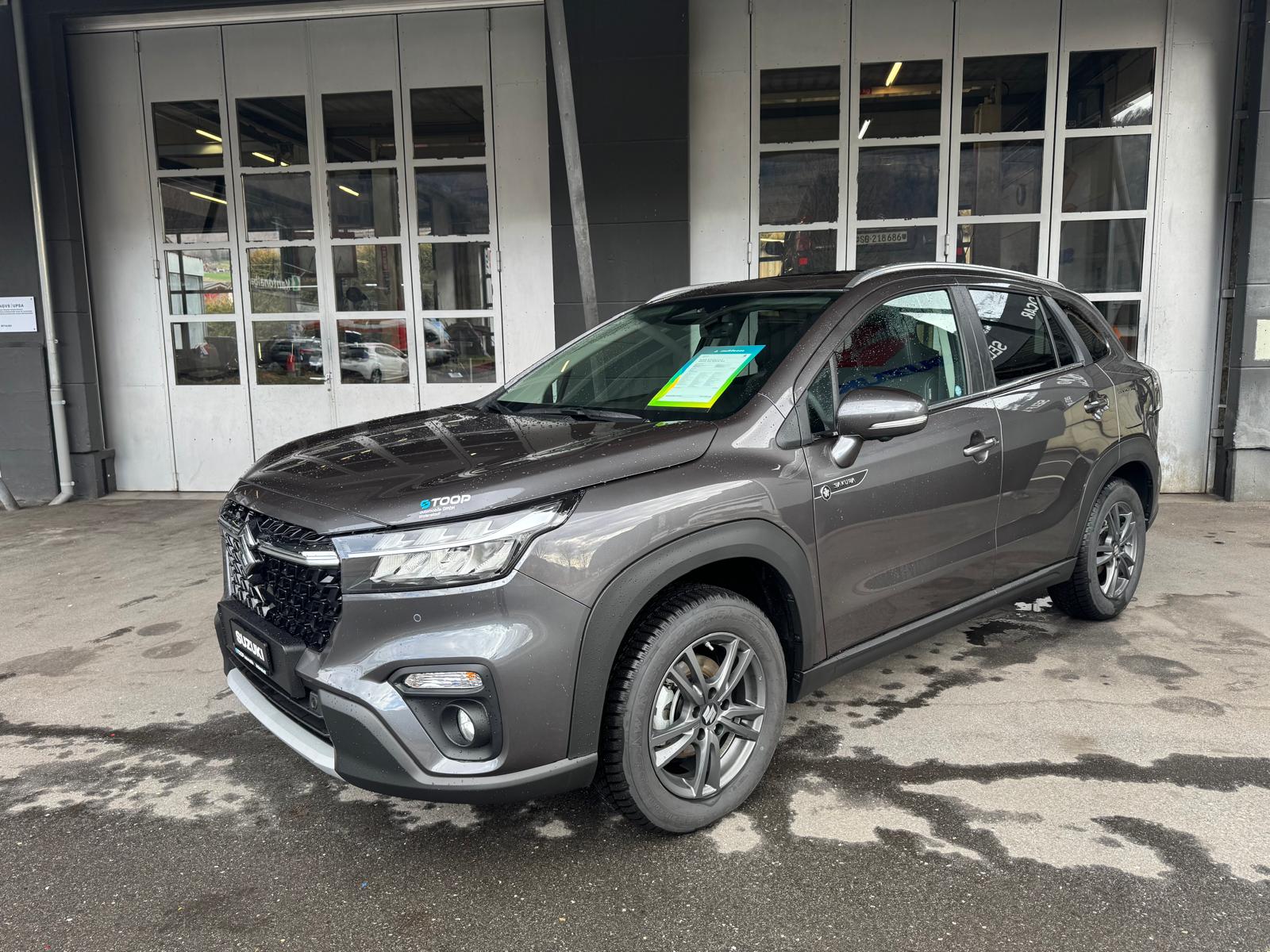 Suzuki S-Cross 1.4 T Sakura Top Hybrid 4x4